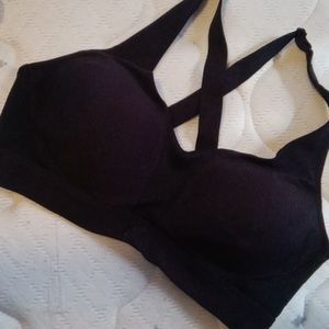 Under armour sports bra black size large